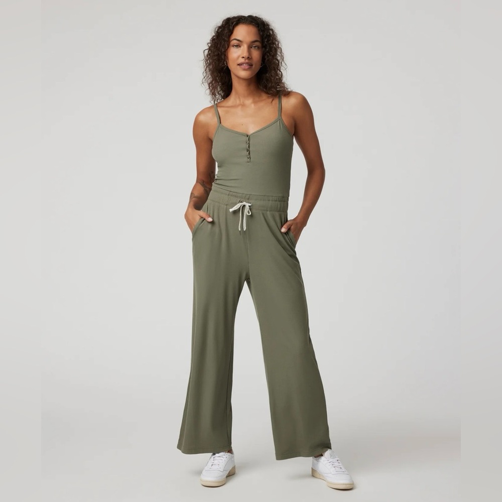 NWT Vuori Pose Henley Jumpsuit in Dark Metal